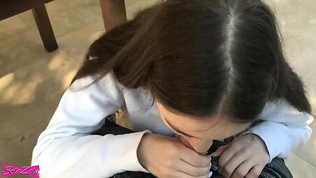 Fast blowjob and cum in mouth