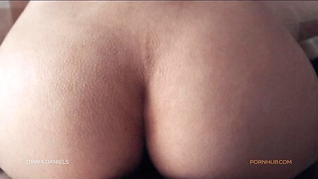 Hot amateur brunette babe with fit body having doggystyle sex