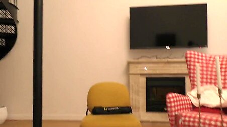 Hardcore sex with a tattooed brunette in stockings when her parents at work